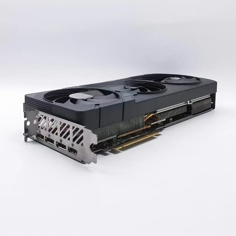 Scheda grafica RTX 4090 in pez - Rtx 5090 32Gb recensione e prezzo